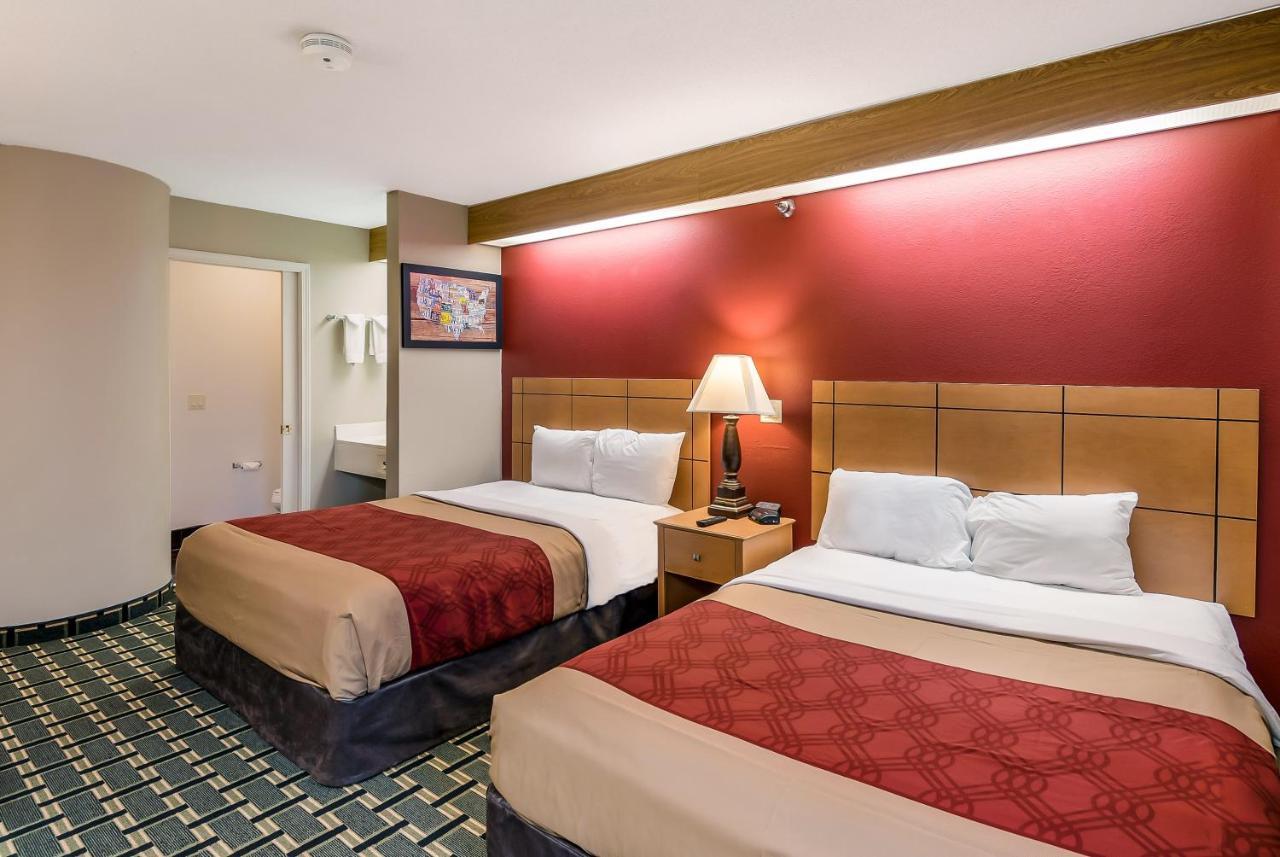 Econo Lodge Inn & Suites Peoria Illinois מראה חיצוני תמונה